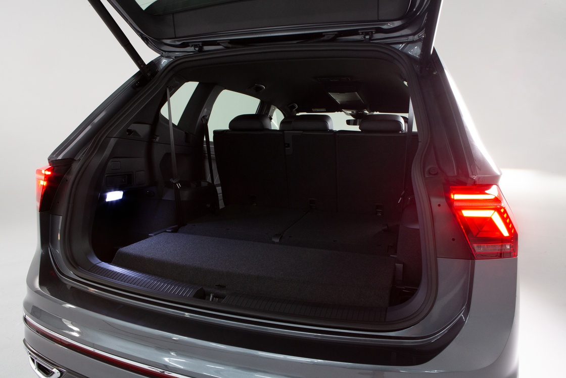 Trunk space this huge? Oh yes!